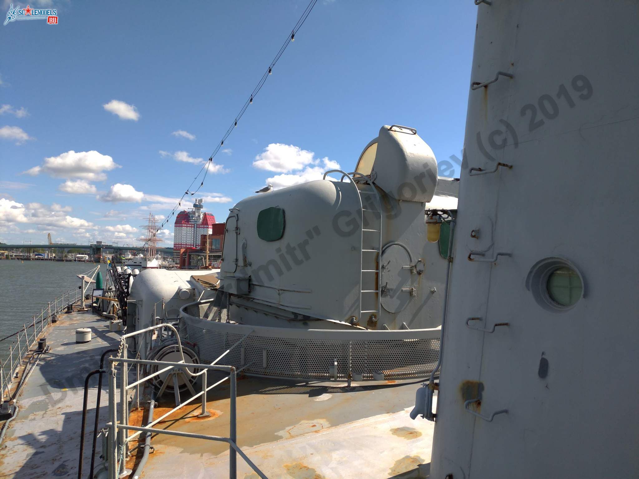 destroyer_HSwMS_Smaland_260.jpg