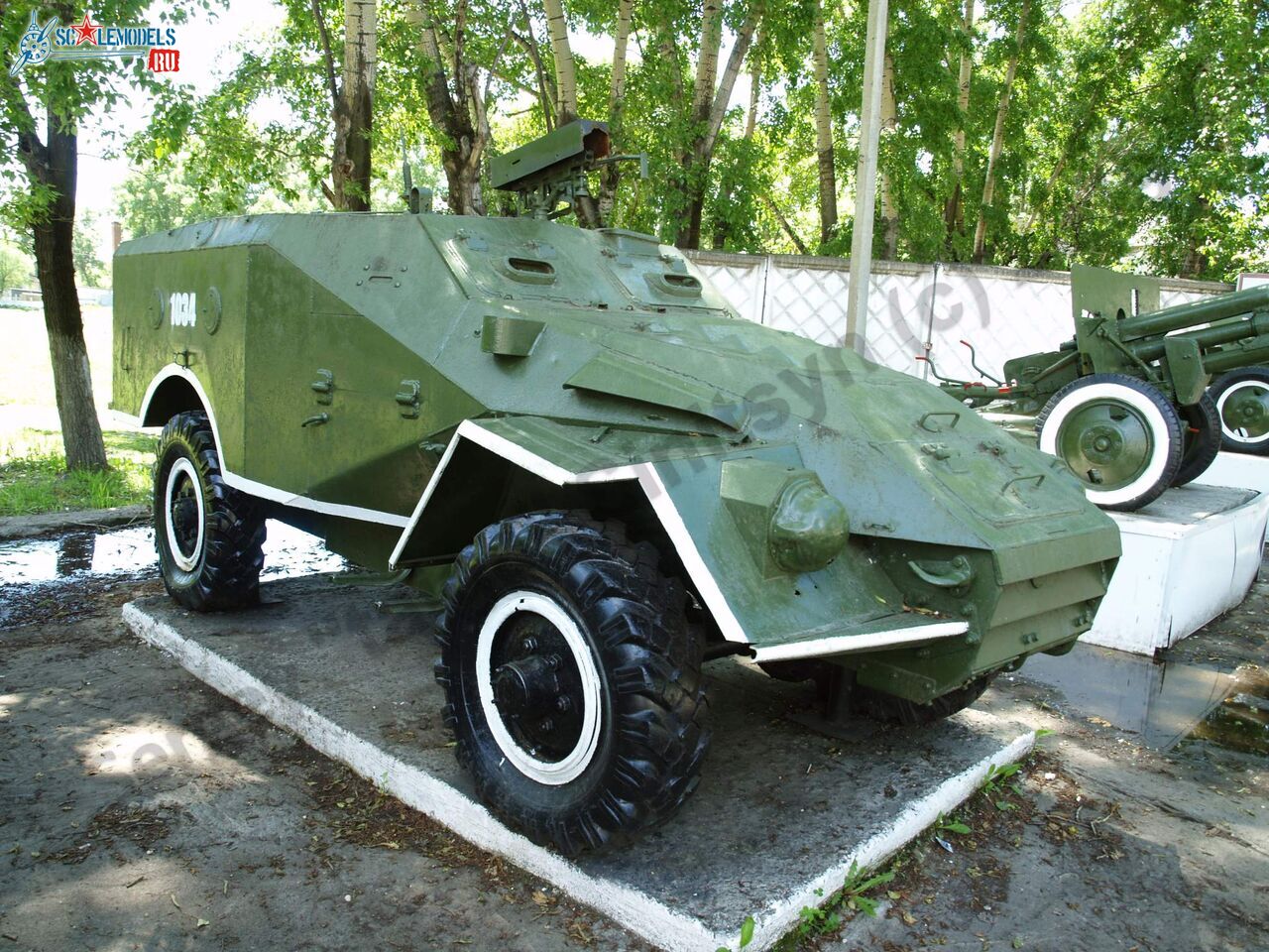 BTR-40_Belogorsk_0.jpg