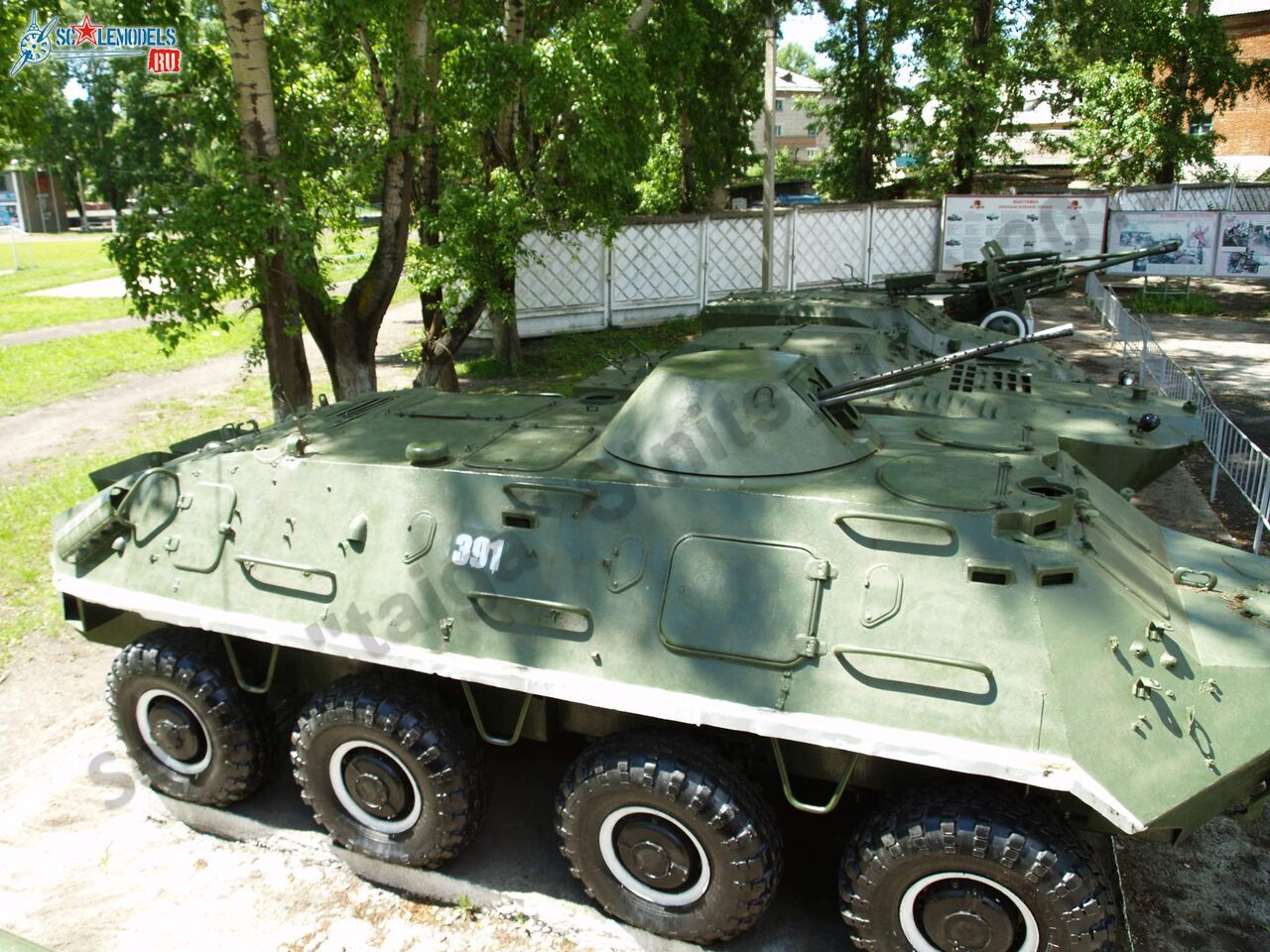 BTR-60_Belogorsk_1.jpg