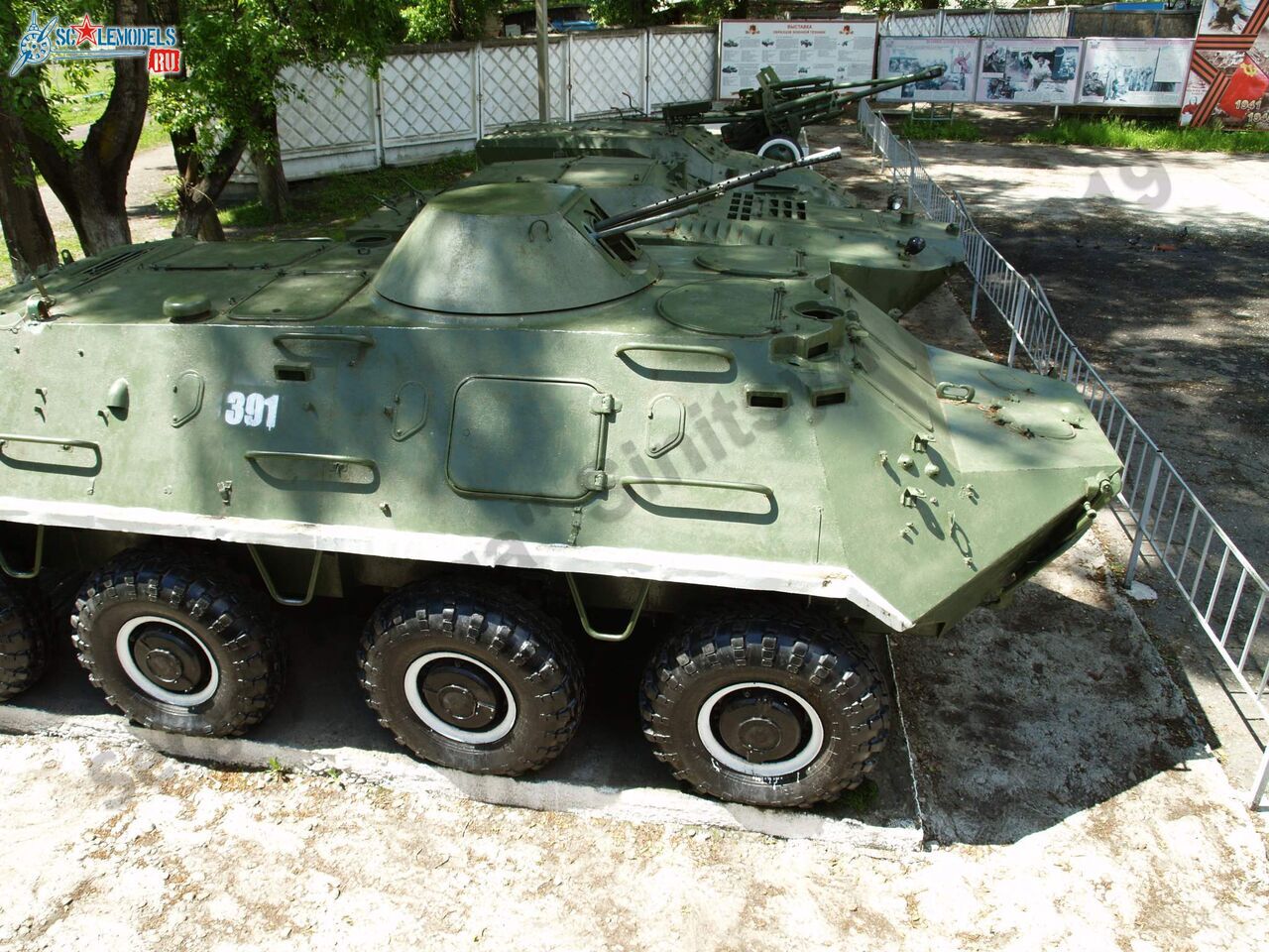 BTR-60_Belogorsk_2.jpg