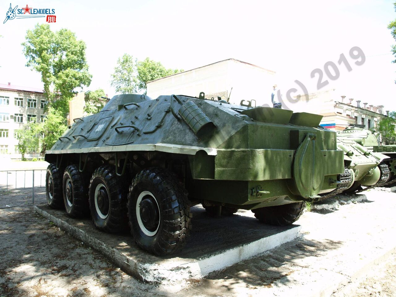 BTR-60_Belogorsk_95.jpg