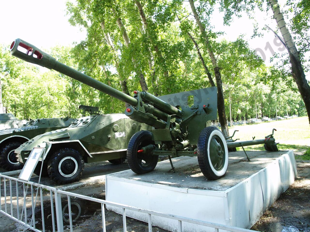 ZiS-3_Belogorsk_45.jpg