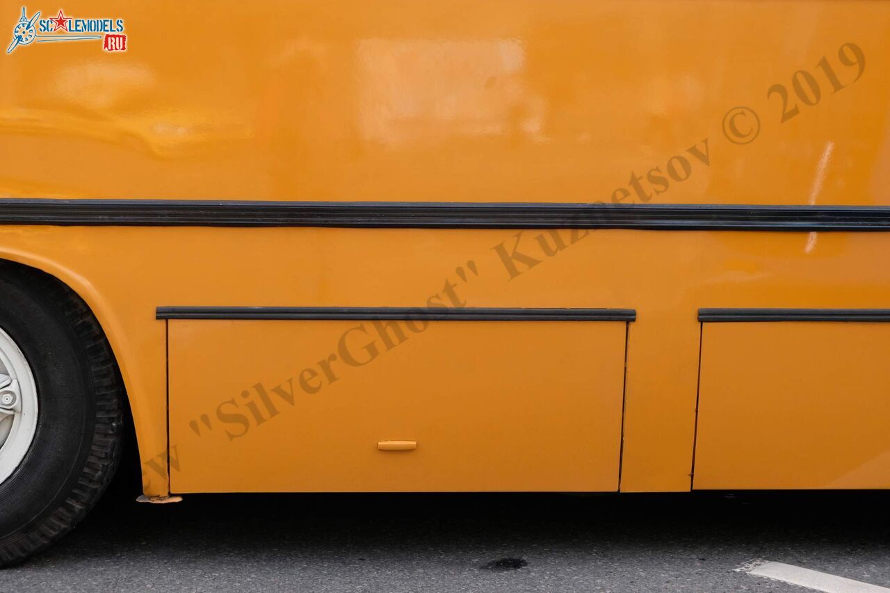 Ikarus-283_266.jpg