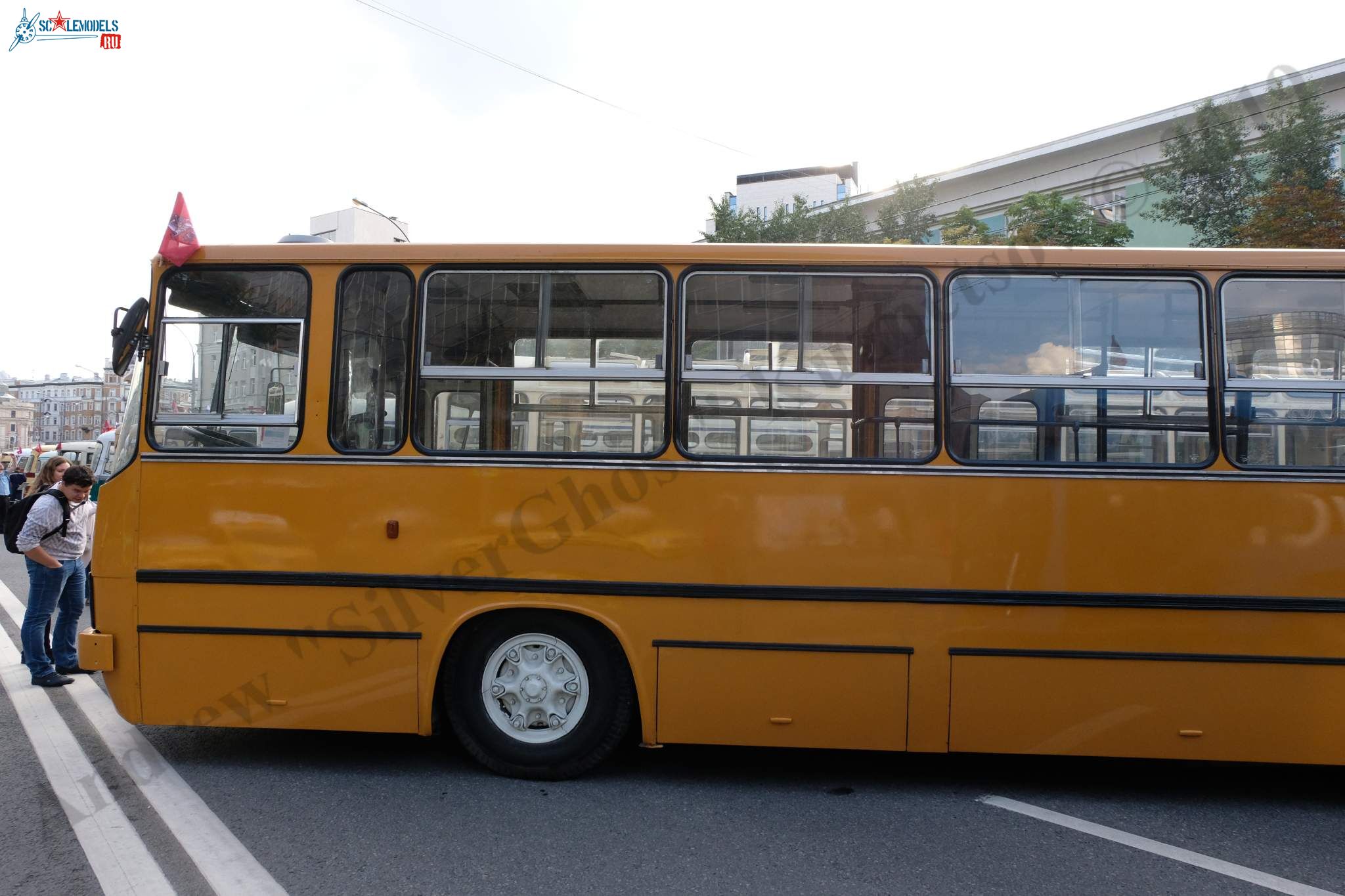 Ikarus-283_265.jpg