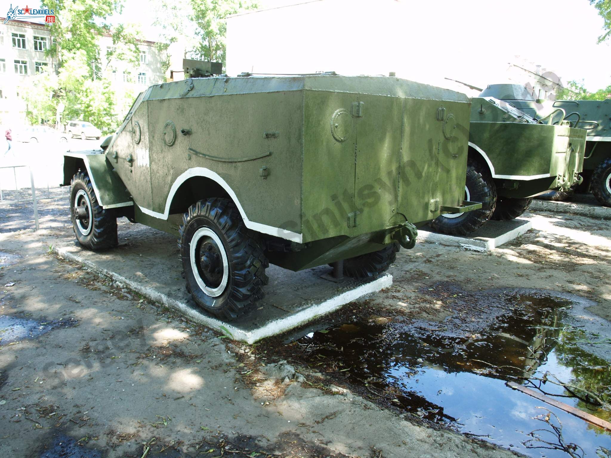 BTR-40_Belogorsk_62.jpg