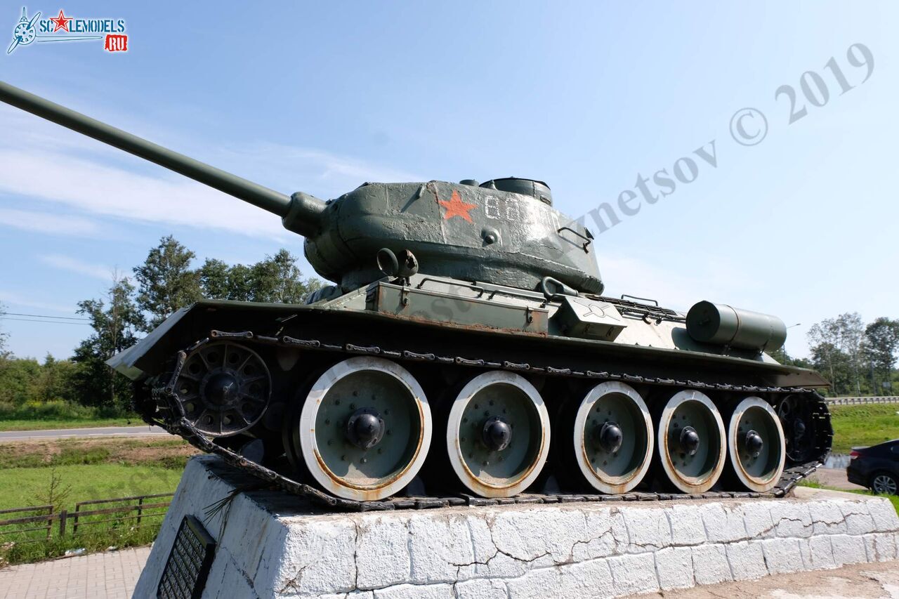 T-34-85_Tver_0.jpg