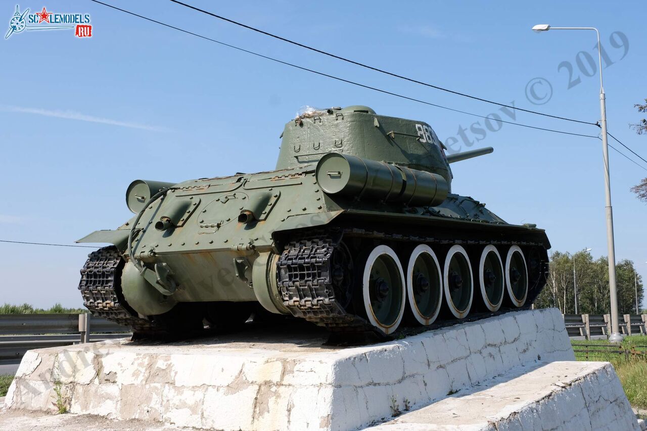 T-34-85_Tver_1.jpg