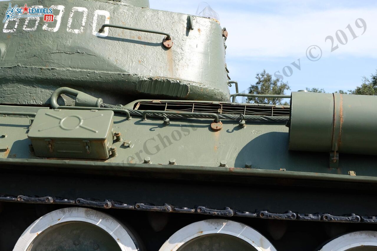 T-34-85_Tver_34.jpg