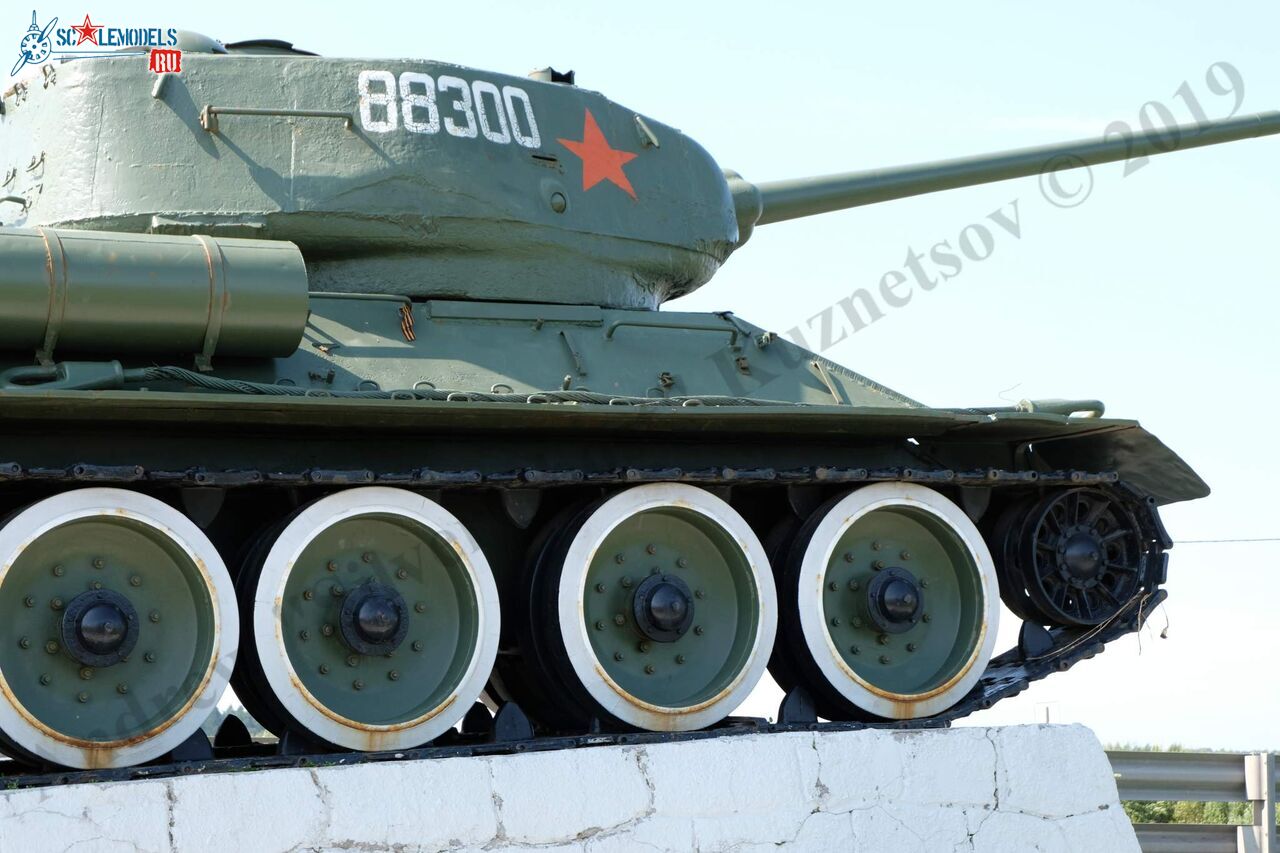 T-34-85_Tver_5.jpg