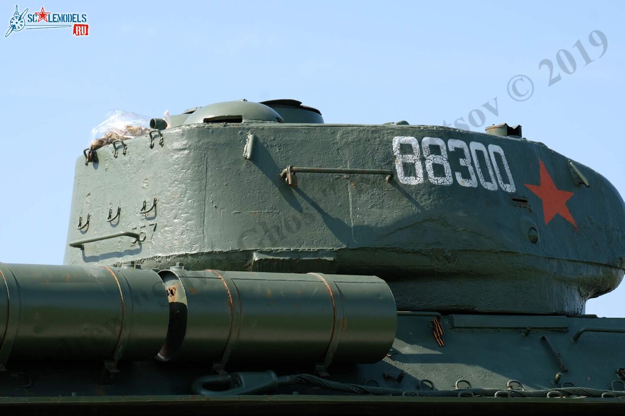 T-34-85_Tver_82.jpg