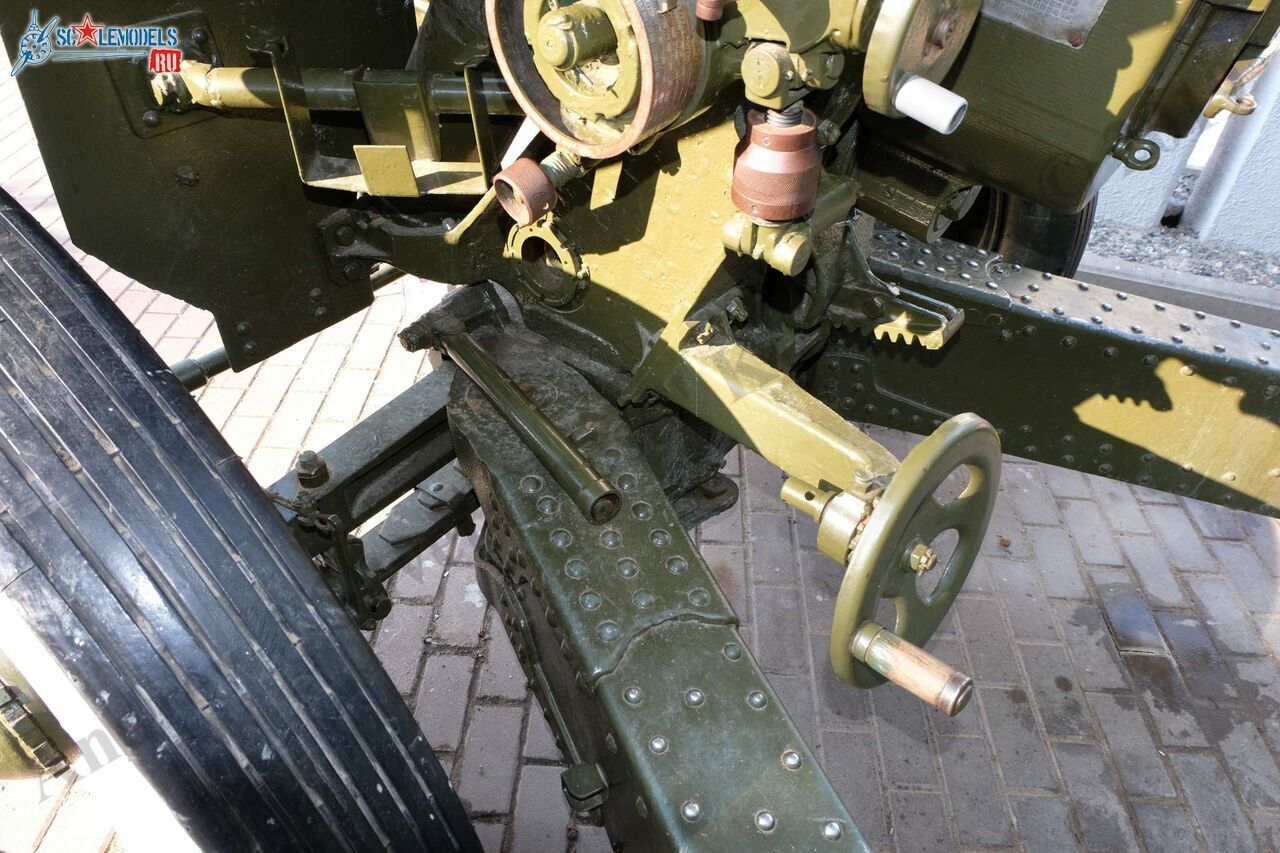 122-mm_M-30_177.jpg