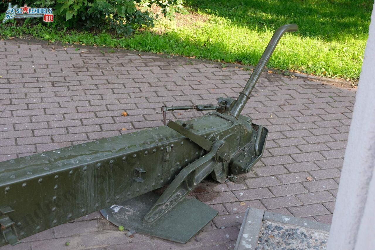 122-mm_M-30_193.jpg