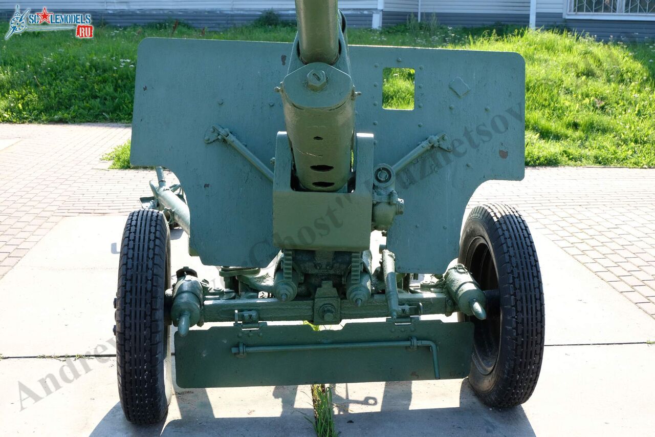 76-mm_ZiS-3_28.jpg