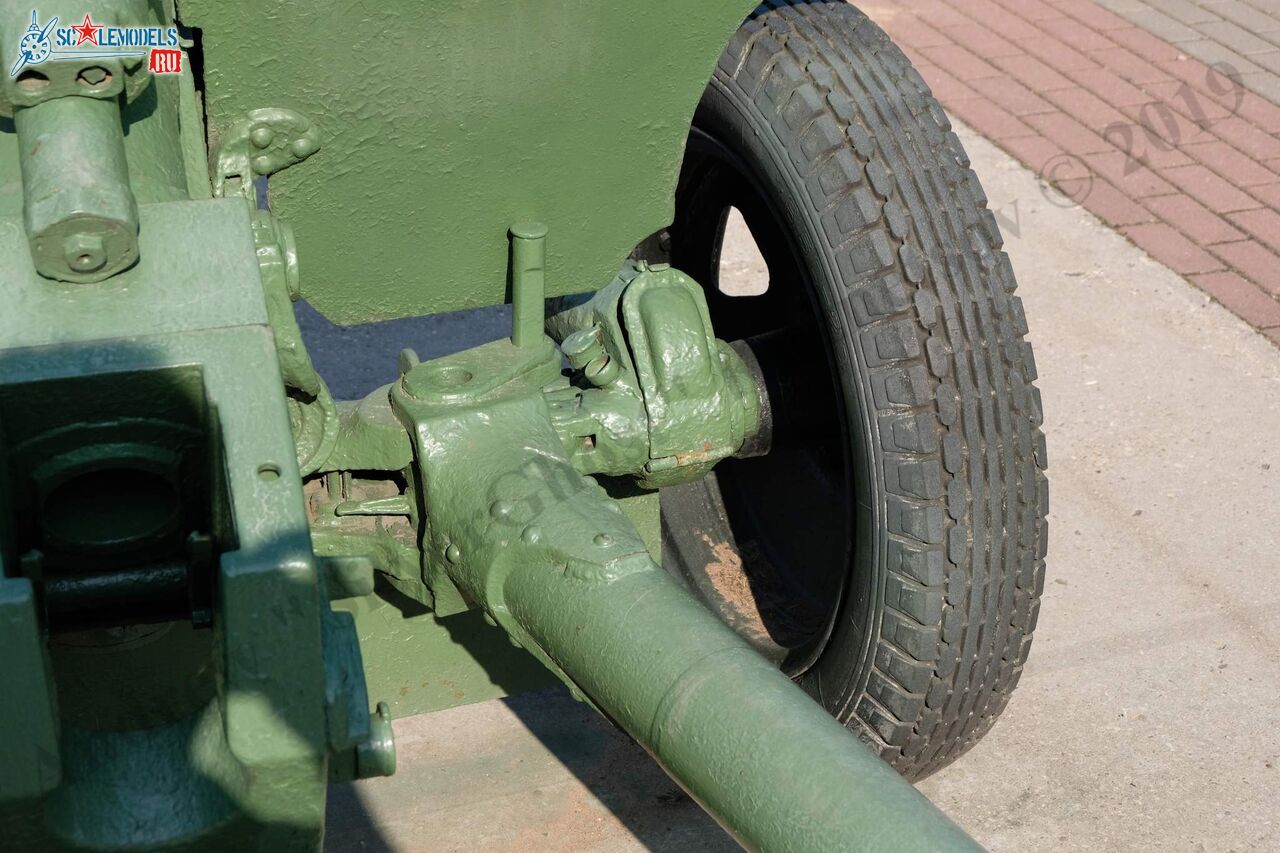 76-mm_ZiS-3_55.jpg