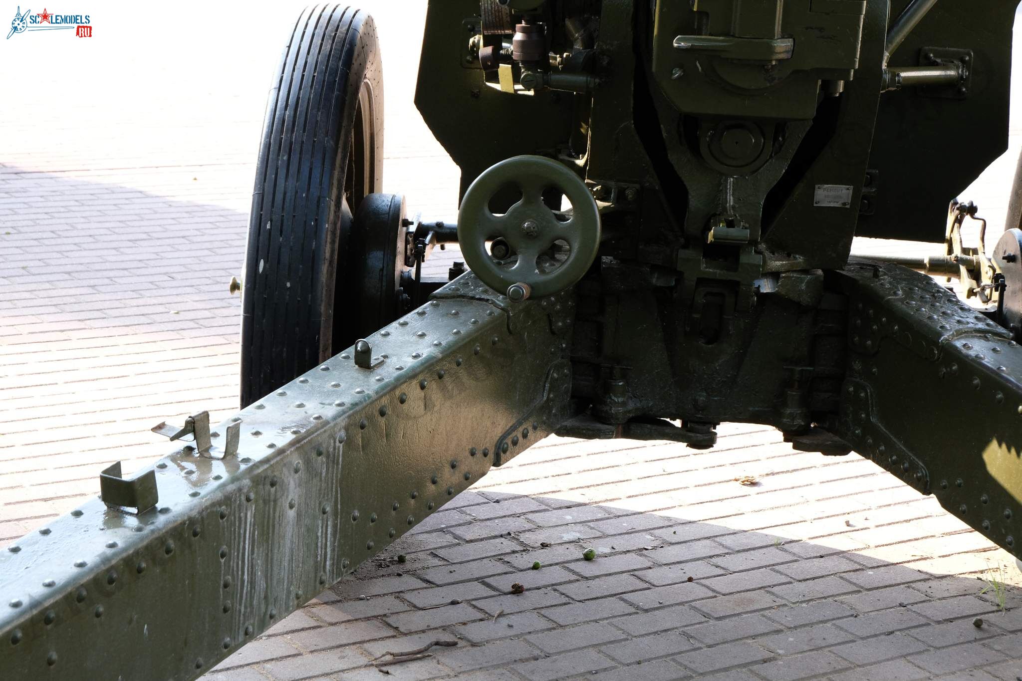 122-mm_M-30_147.jpg