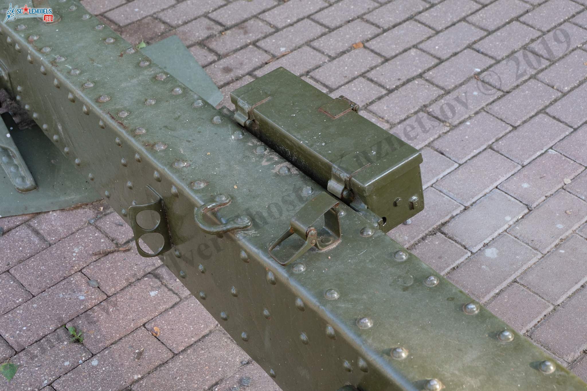 122-mm_M-30_161.jpg