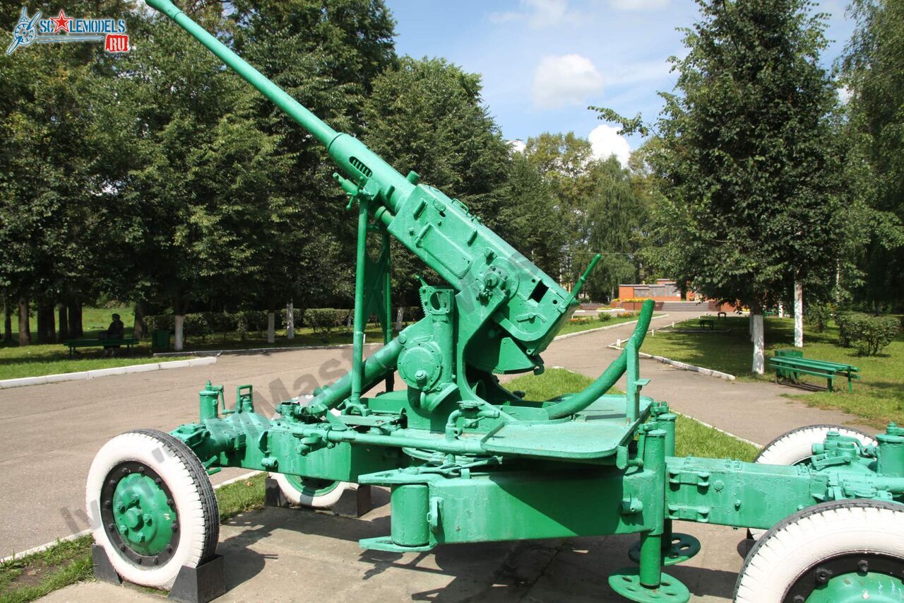 Bofors_L60_Torzhok_15.jpg