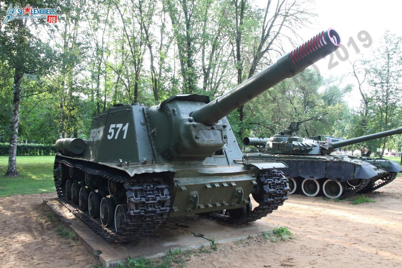 ISU-152_Tver_16.jpg