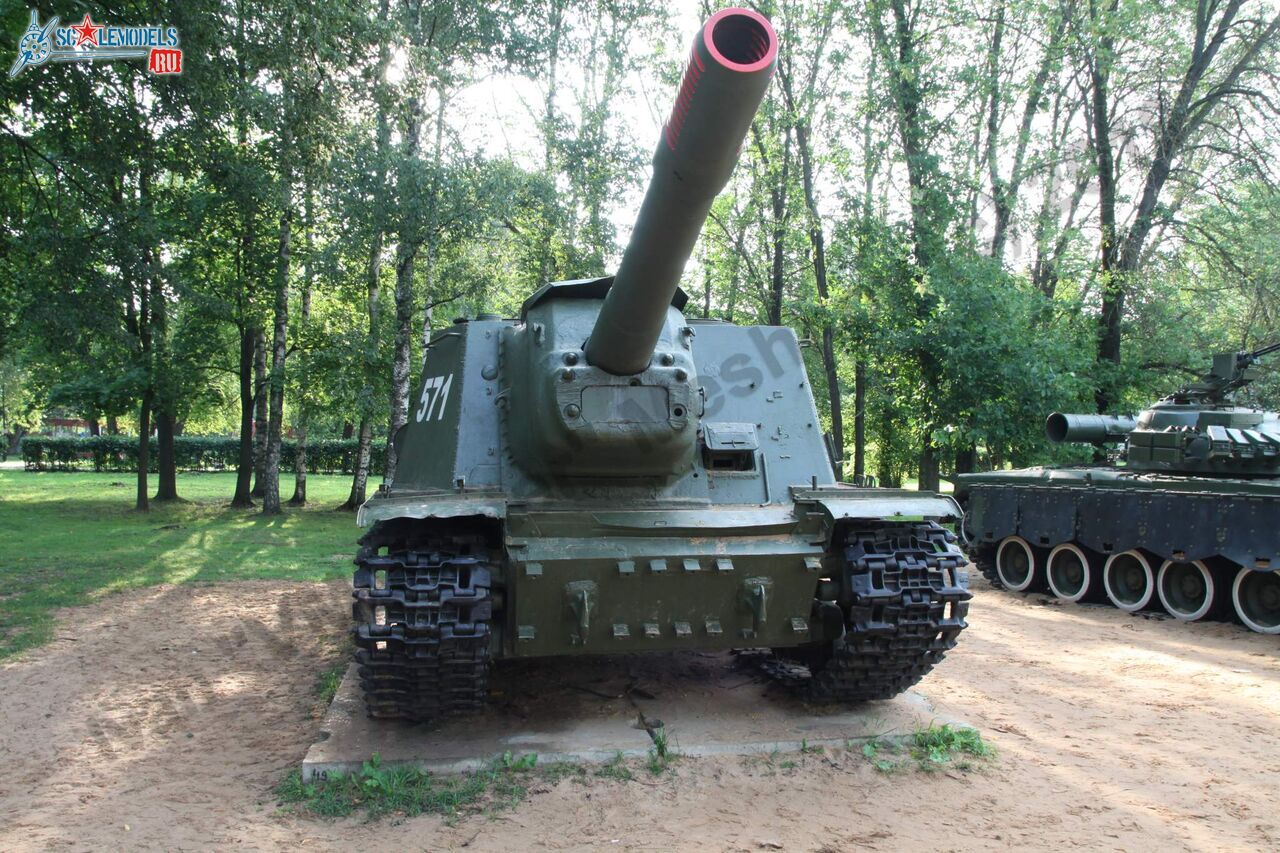 ISU-152_Tver_17.jpg