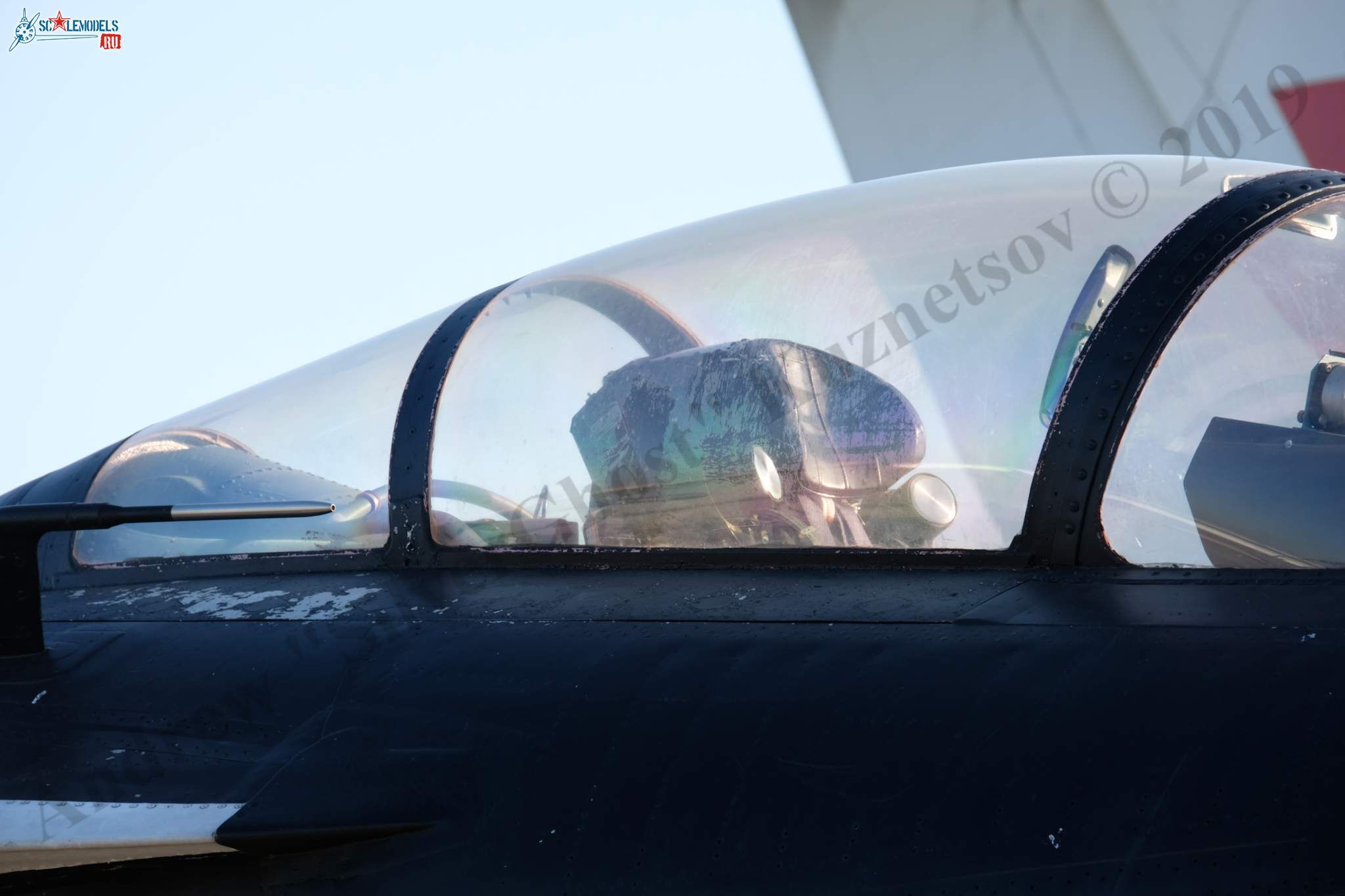 Su-47_Berkut_664.jpg