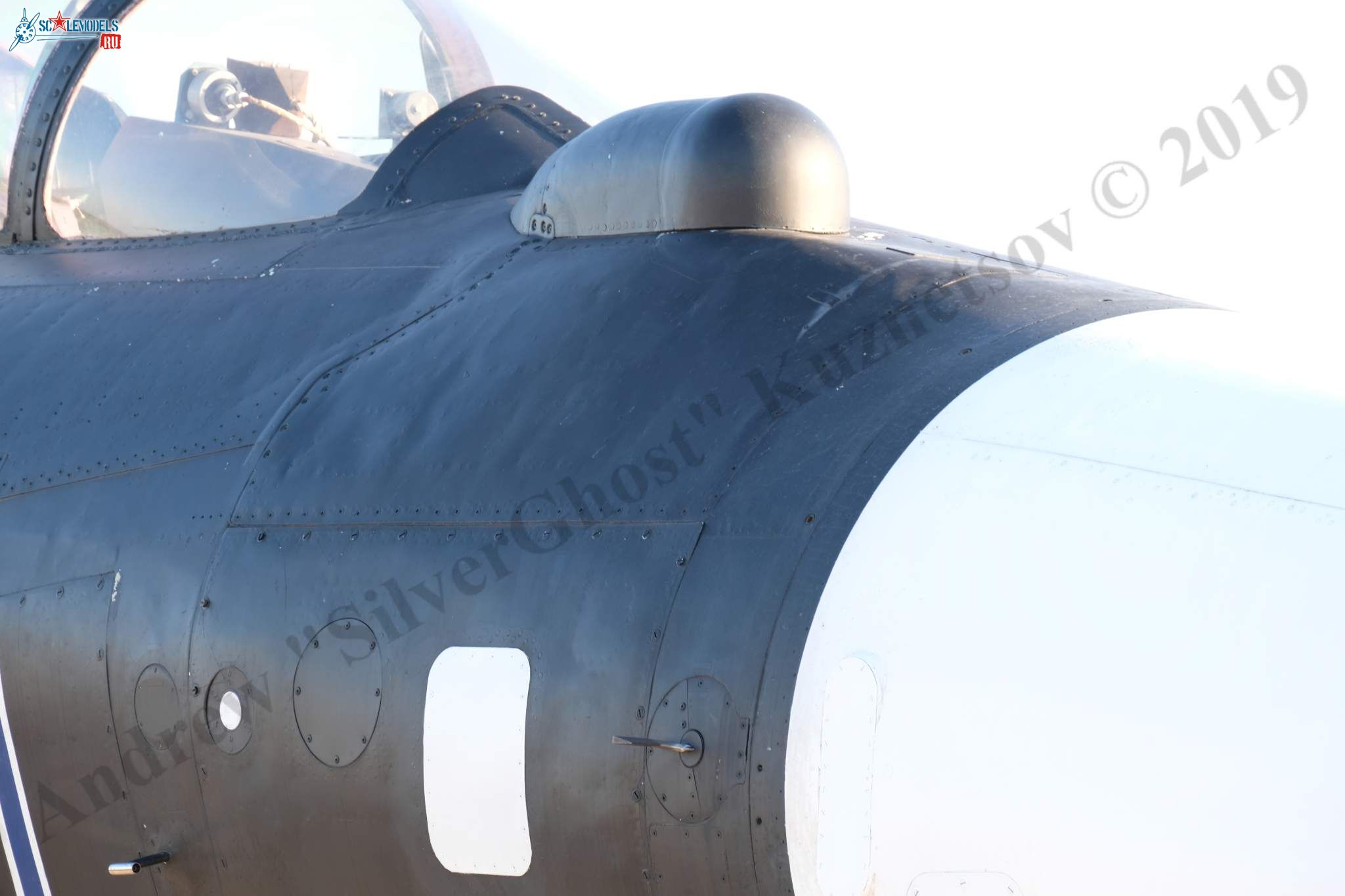 Su-47_Berkut_672.jpg