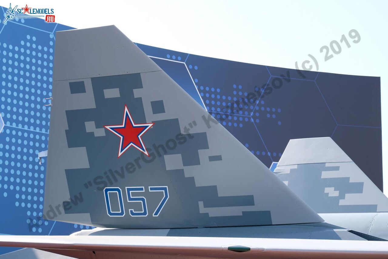 T-50_057_mockup_163.jpg