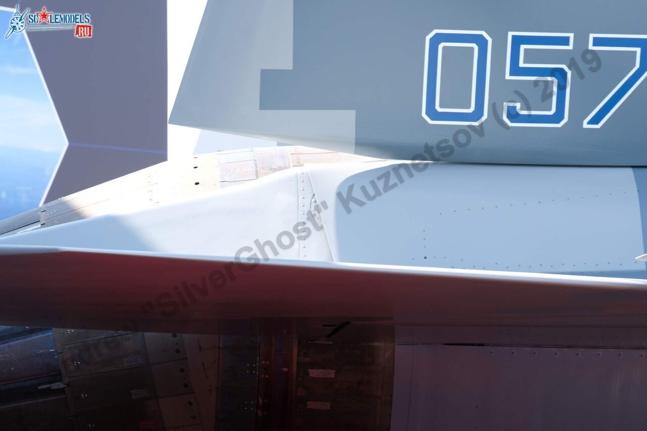 T-50_057_mockup_191.jpg