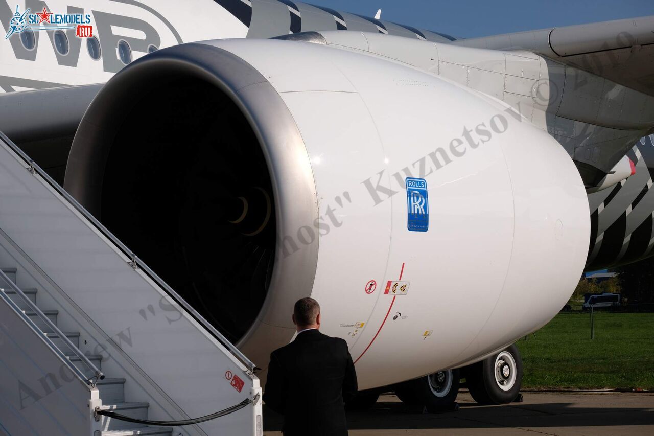 Airbus_A350-900_147.jpg