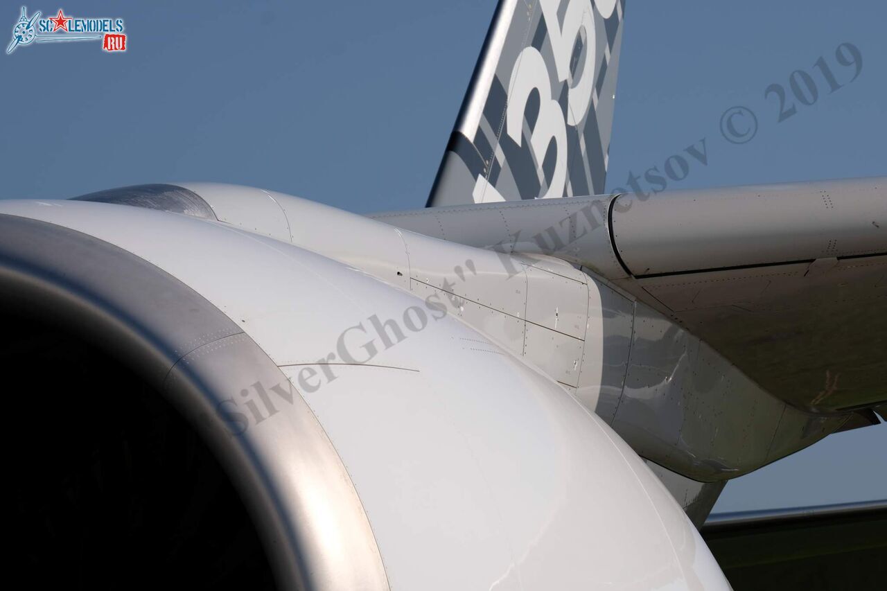 Airbus_A350-900_154.jpg