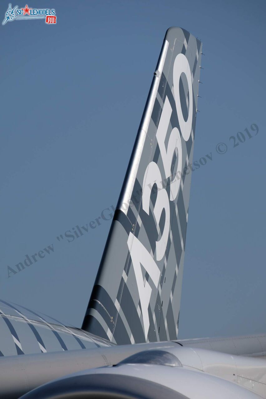 Airbus_A350-900_184.jpg