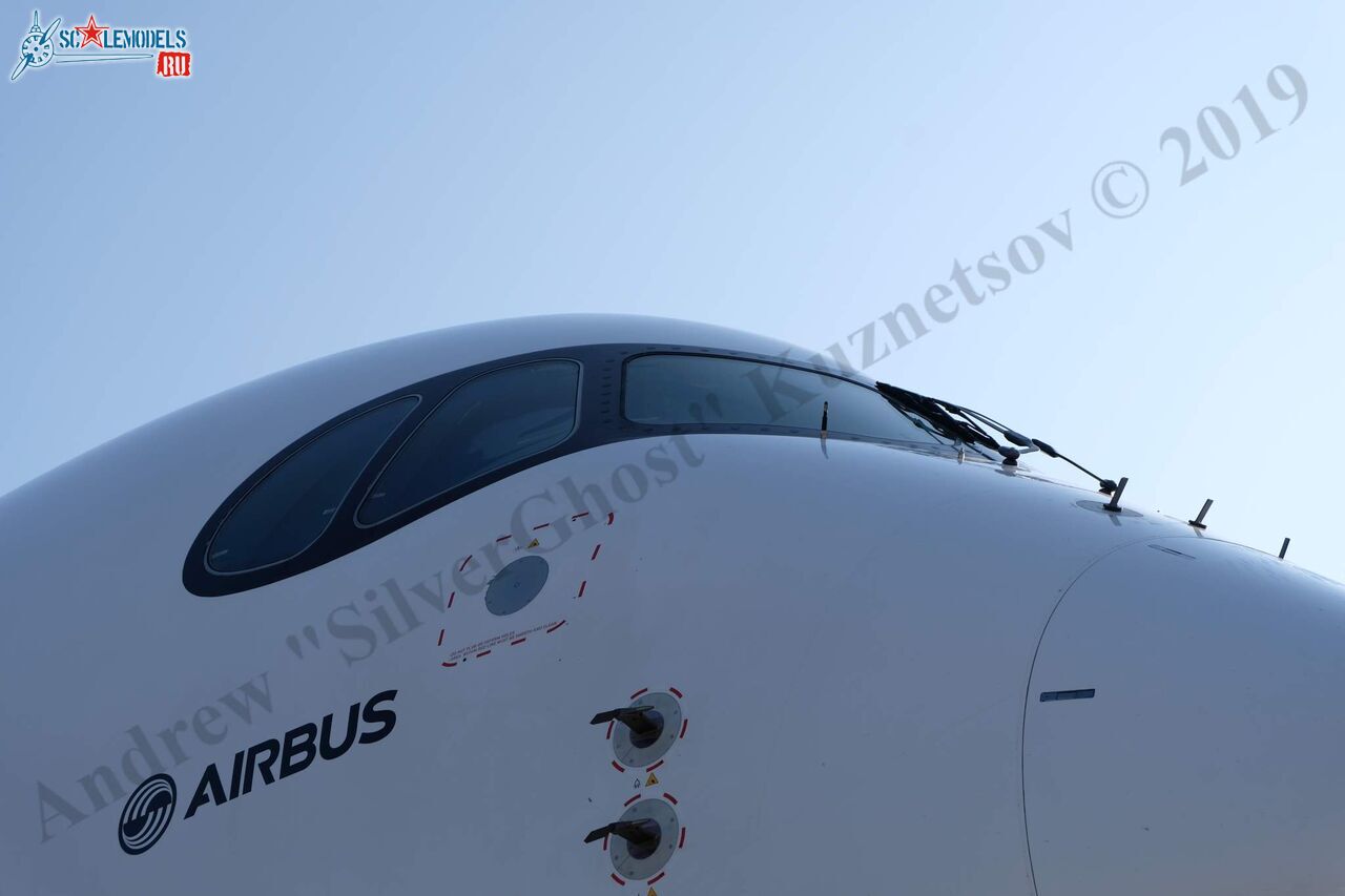 Airbus_A350-900_226.jpg