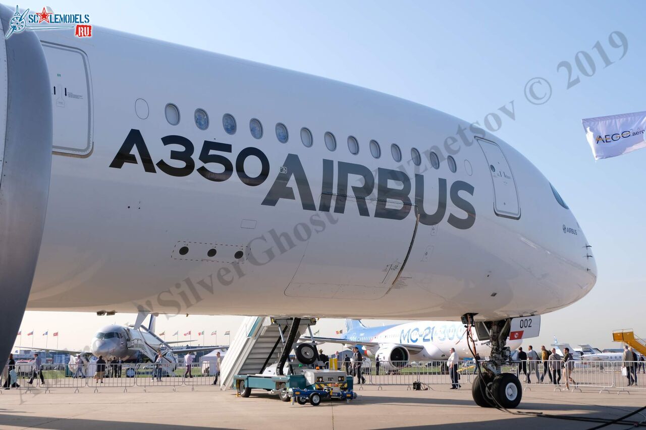 Airbus_A350-900_266.jpg