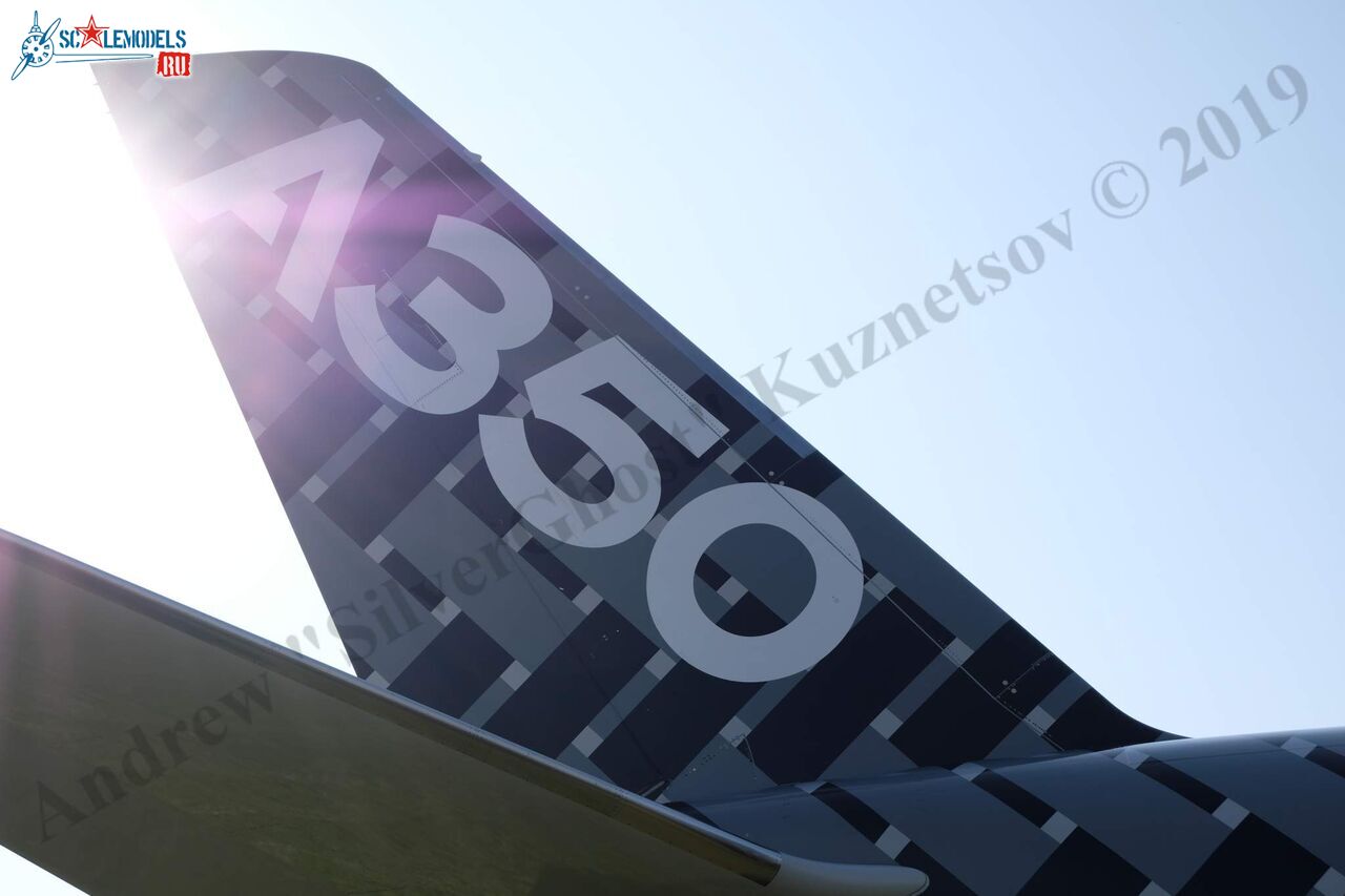 Airbus_A350-900_340.jpg