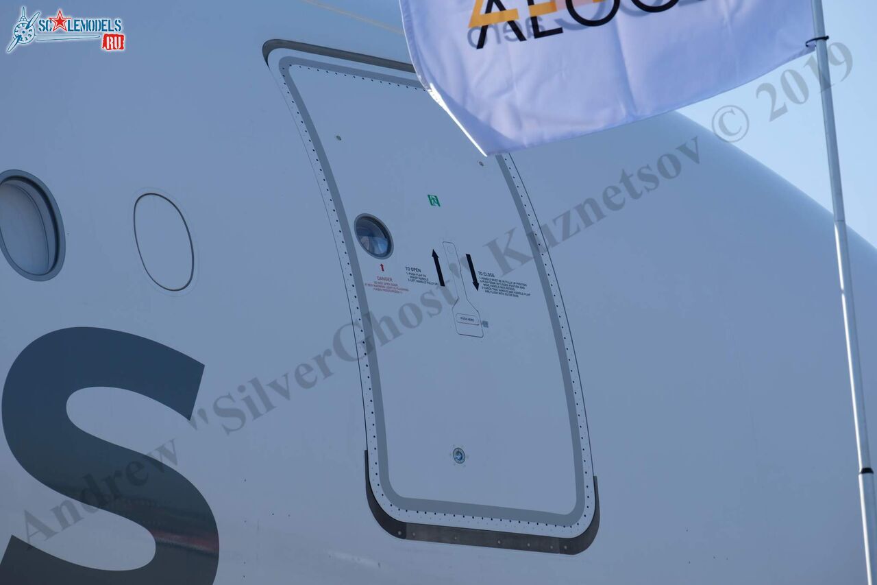 Airbus_A350-900_434.jpg