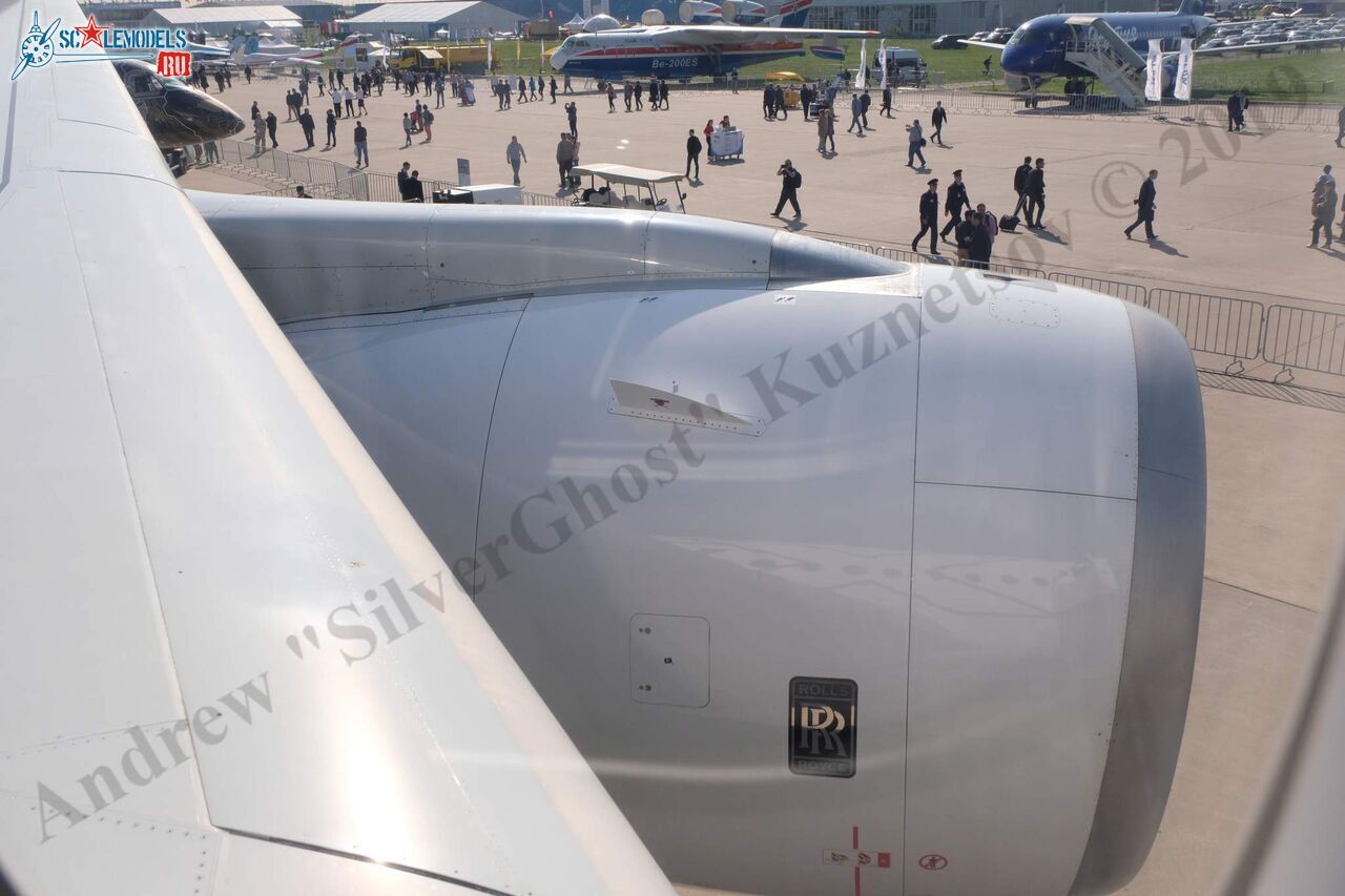 Airbus_A350-900_506.jpg