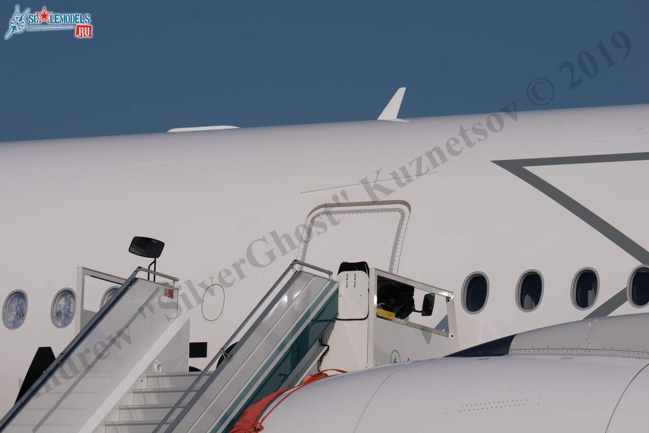 Airbus_A350-900_87.jpg