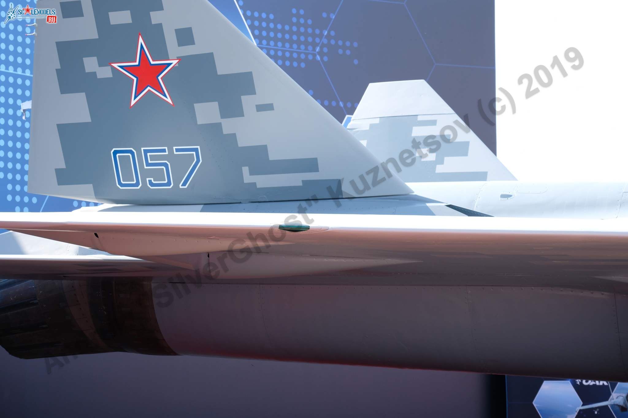 T-50_057_mockup_178.jpg