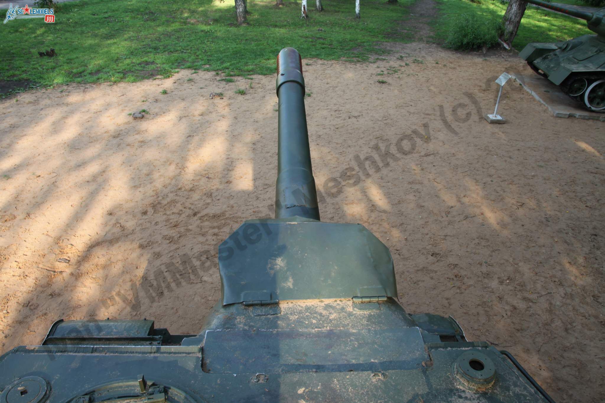 ISU-152_Tver_131.jpg