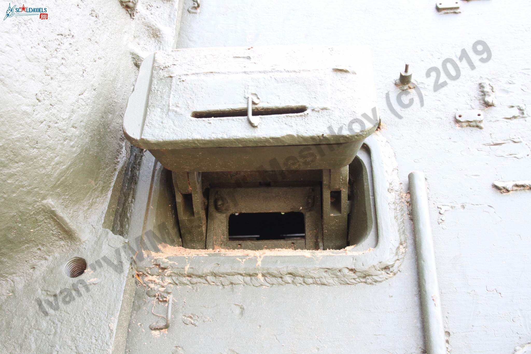ISU-152_Tver_37.jpg