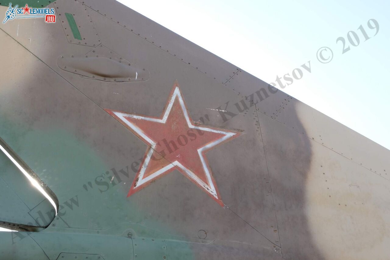 MiG-21UM_317.jpg