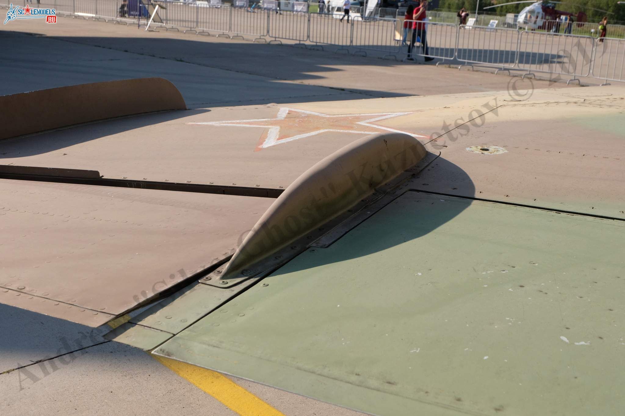MiG-21UM_213.jpg