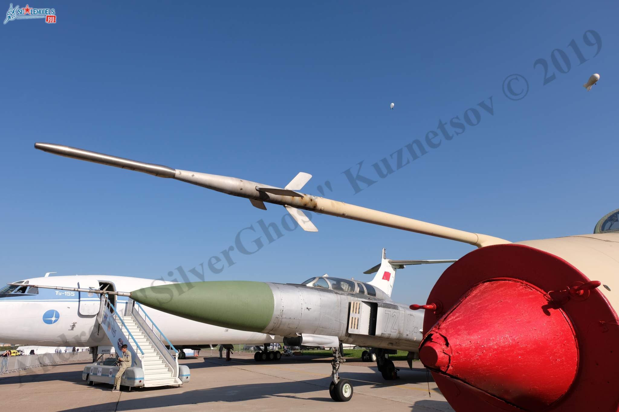 MiG-21UM_32.jpg