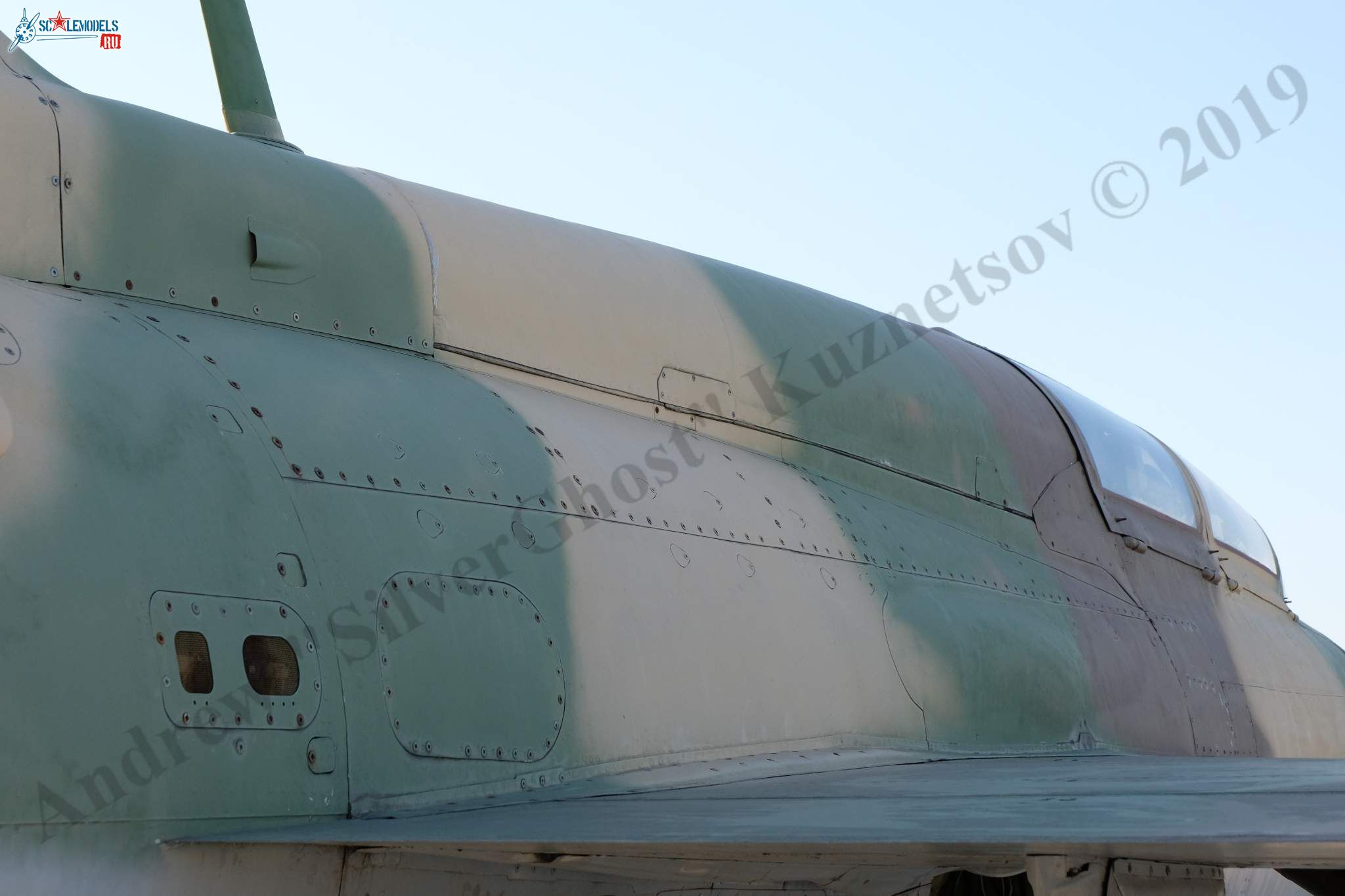 MiG-21UM_322.jpg