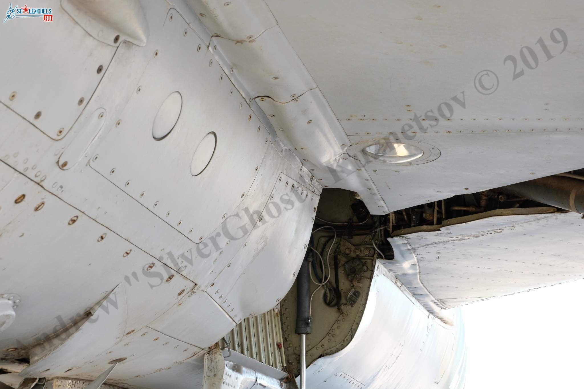 MiG-21UM_359.jpg