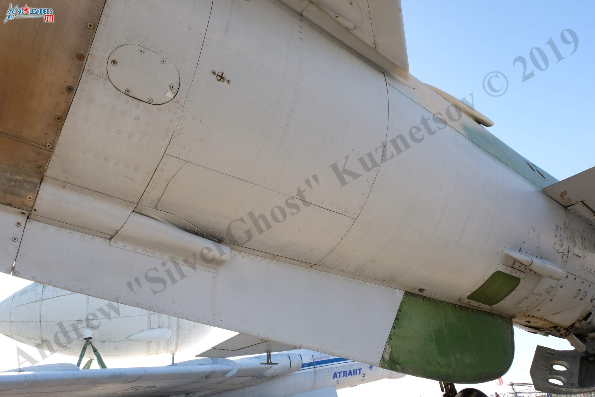 MiG-21UM_369.jpg