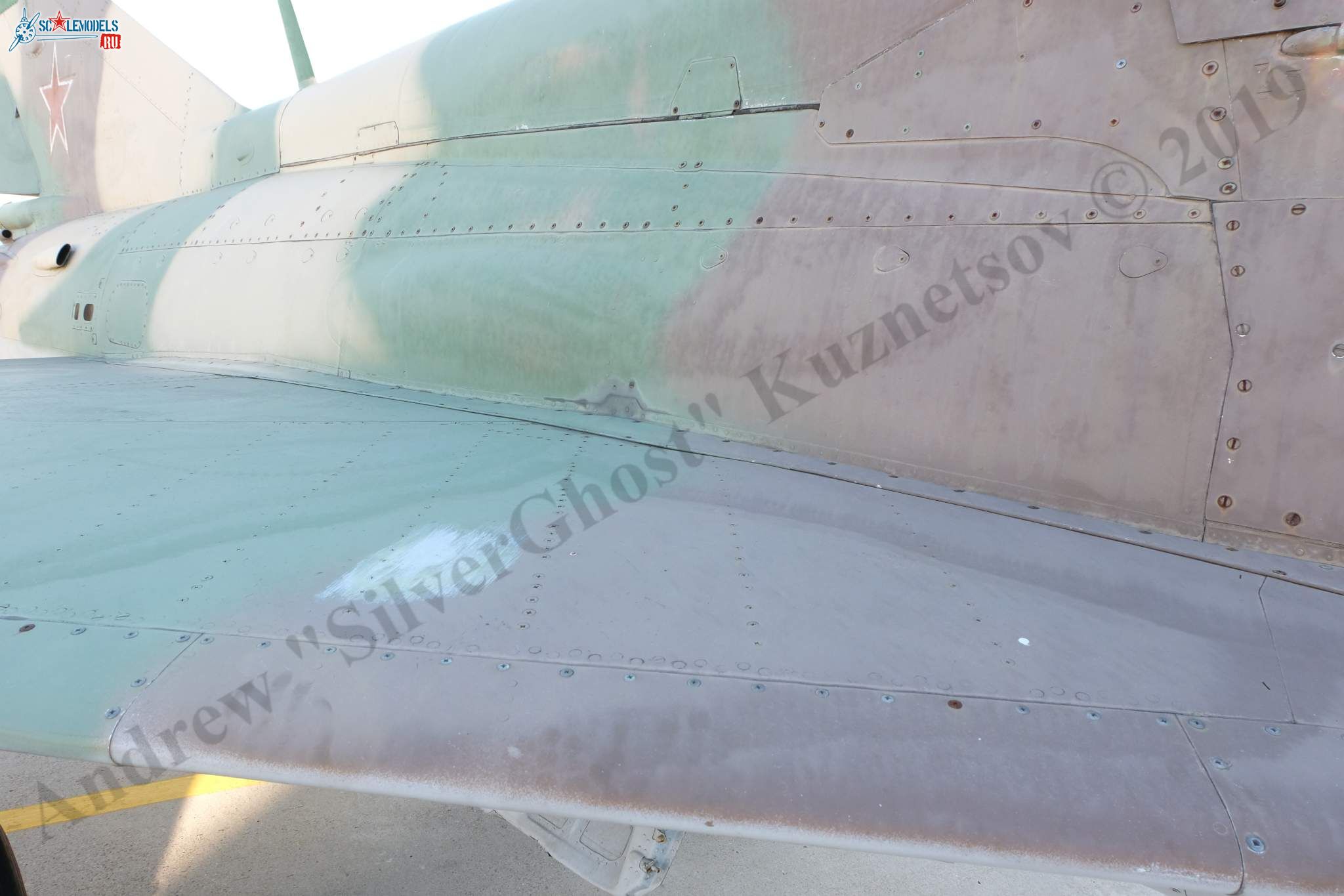 MiG-21UM_417.jpg