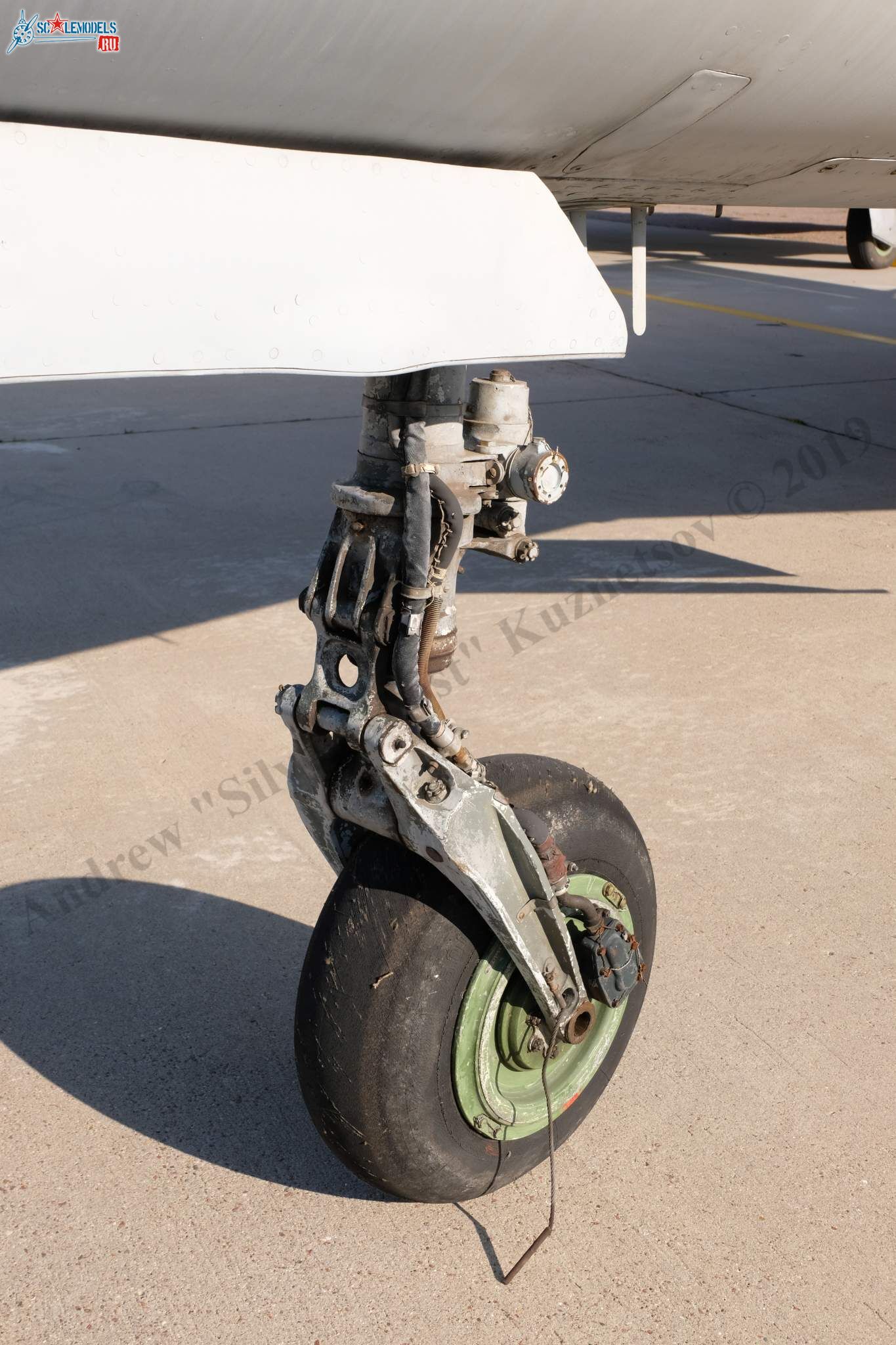 MiG-21UM_52.jpg