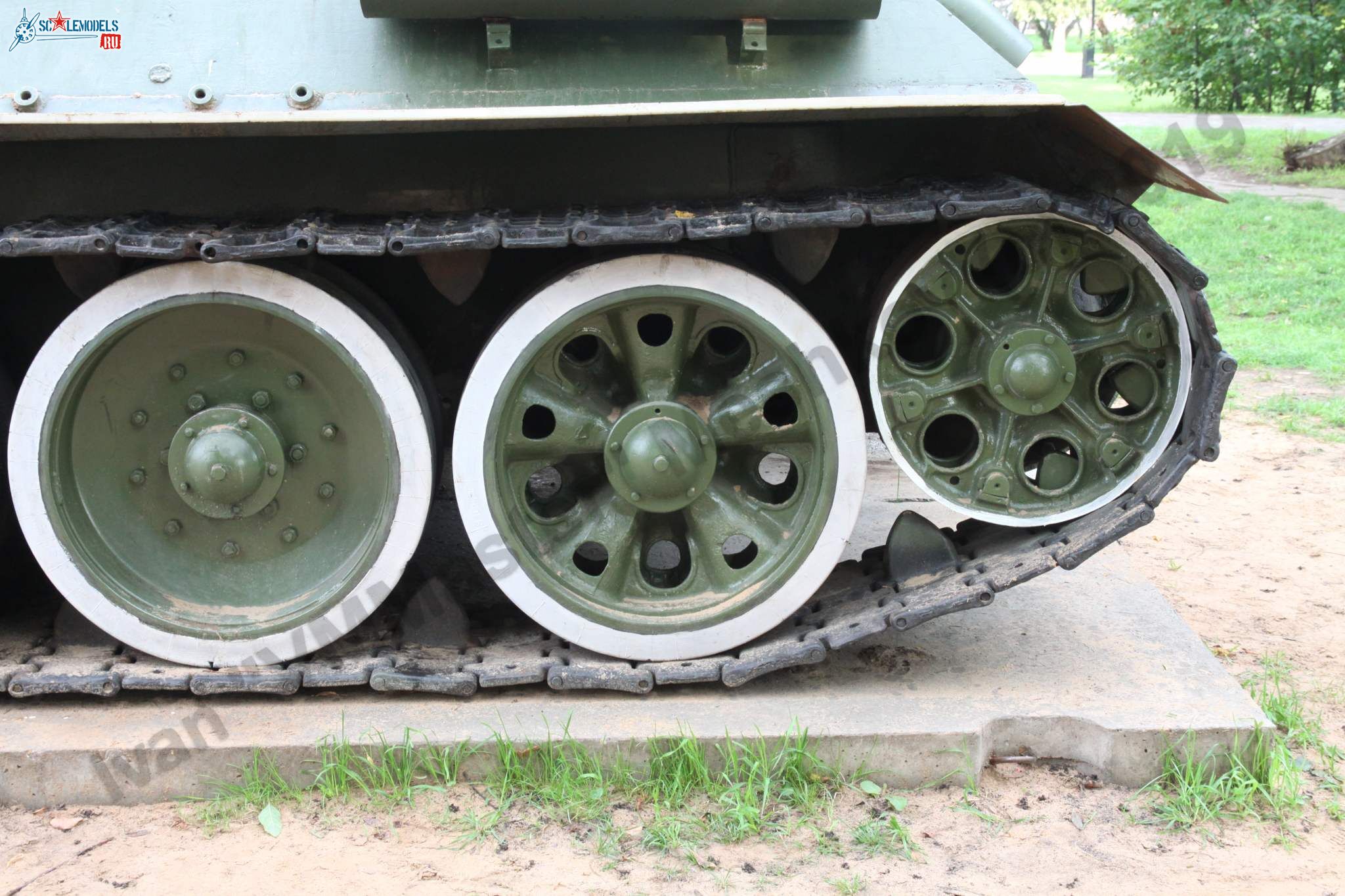 T-34-85_Tver_26.jpg