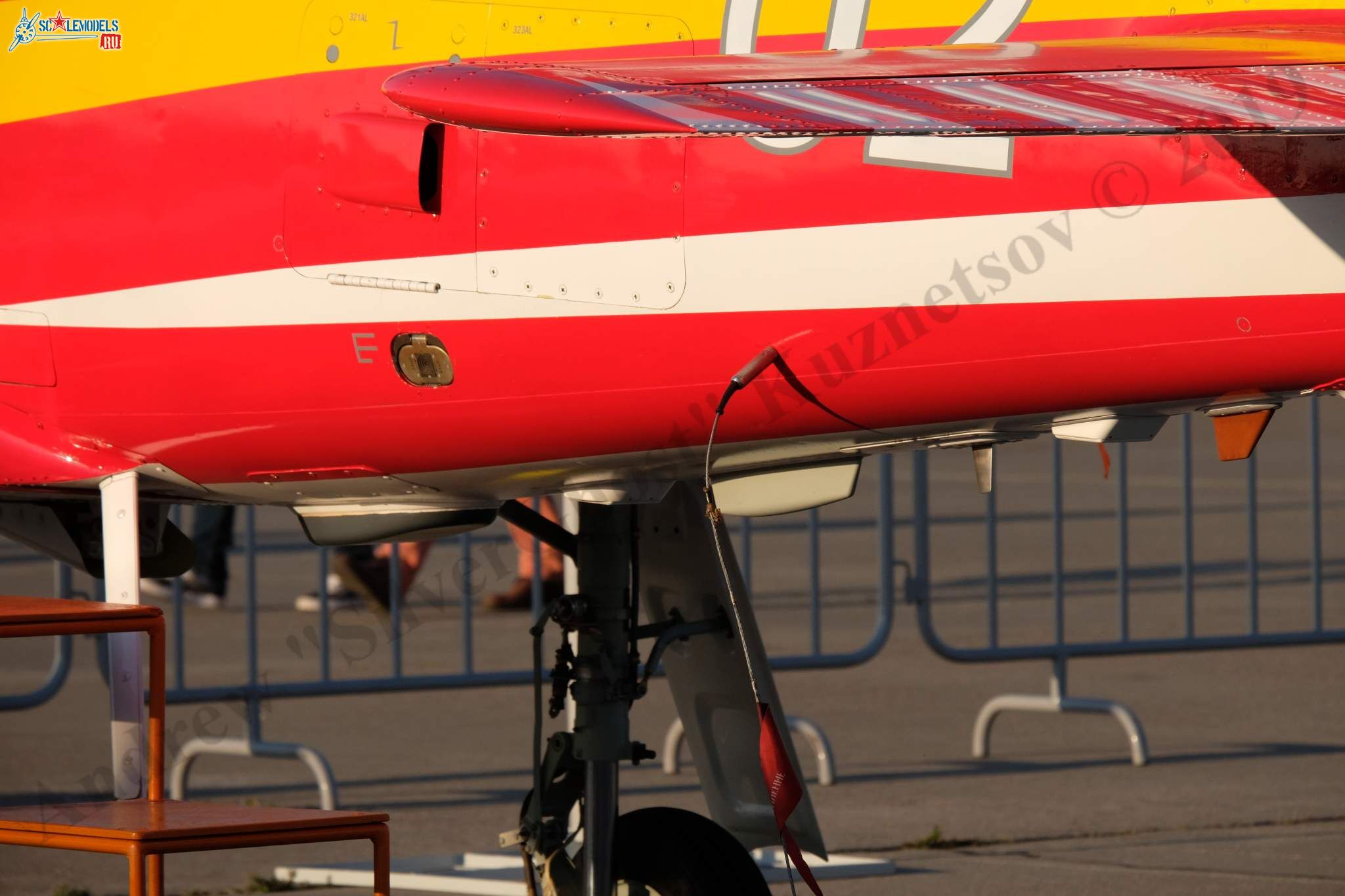 Yak-152_206.jpg