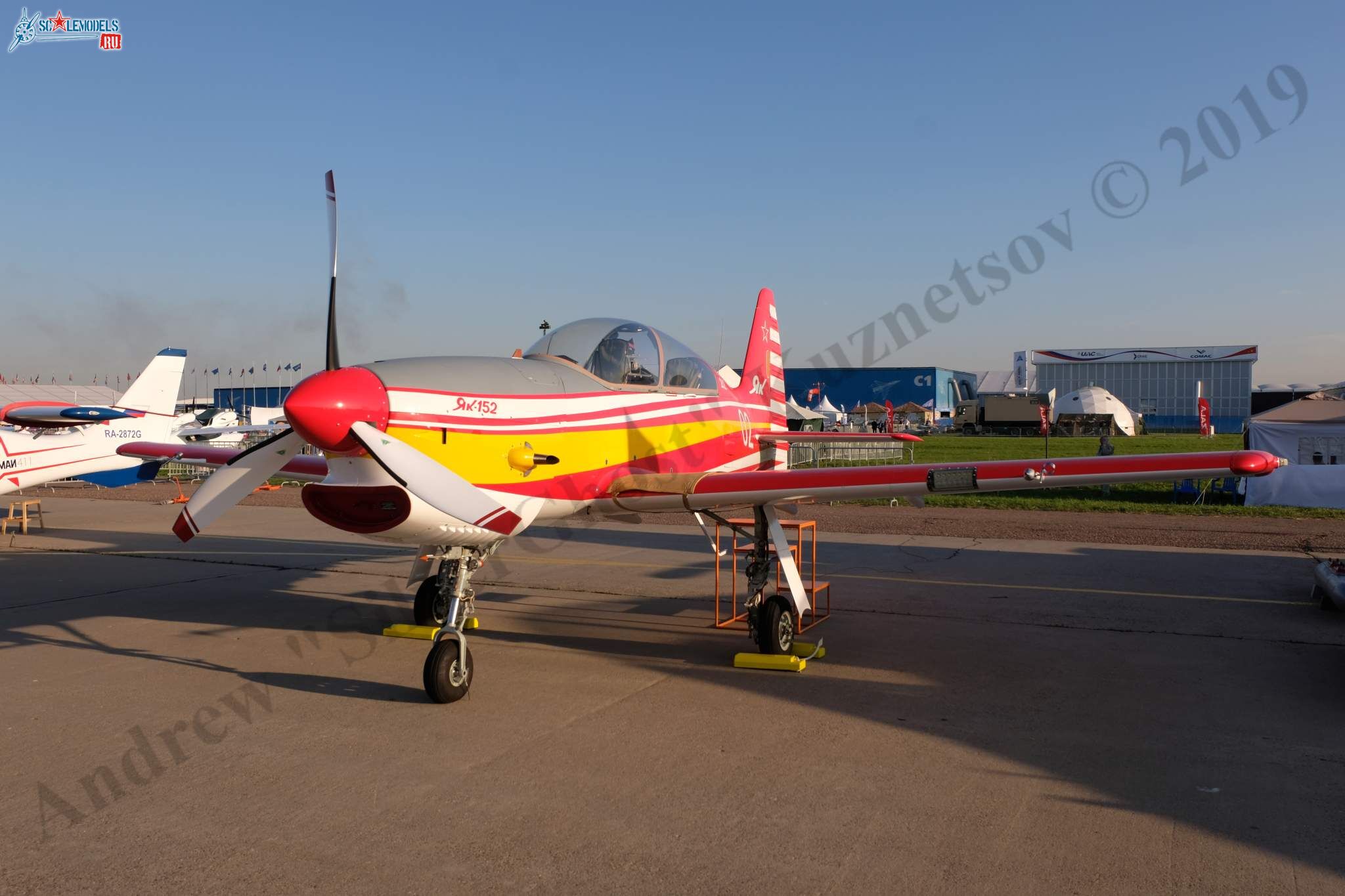 Yak-152_4.jpg